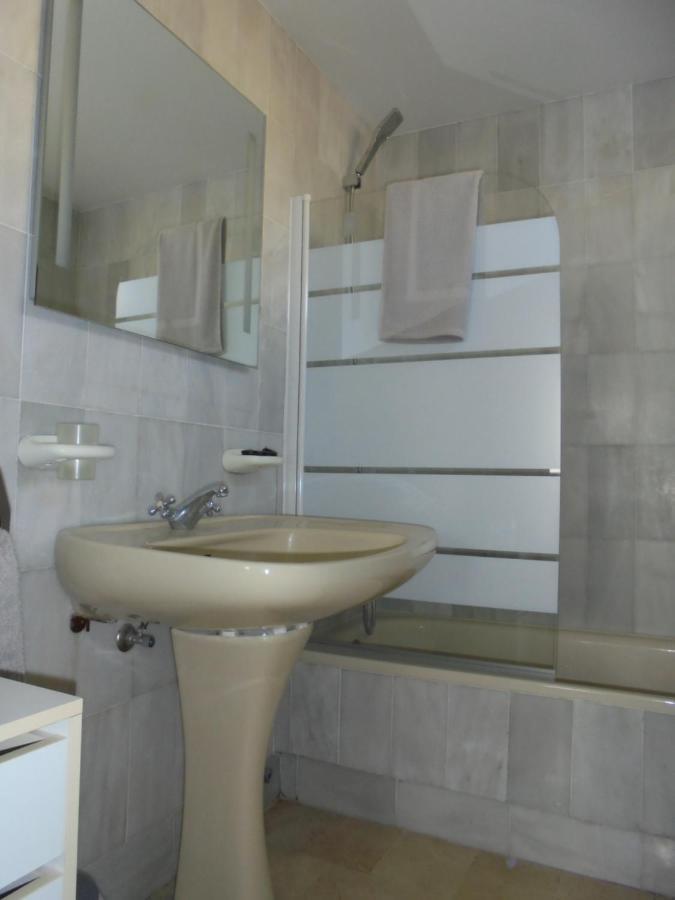 Front Line - 2 Bedroom & 2 Bathrooms Apartamento *